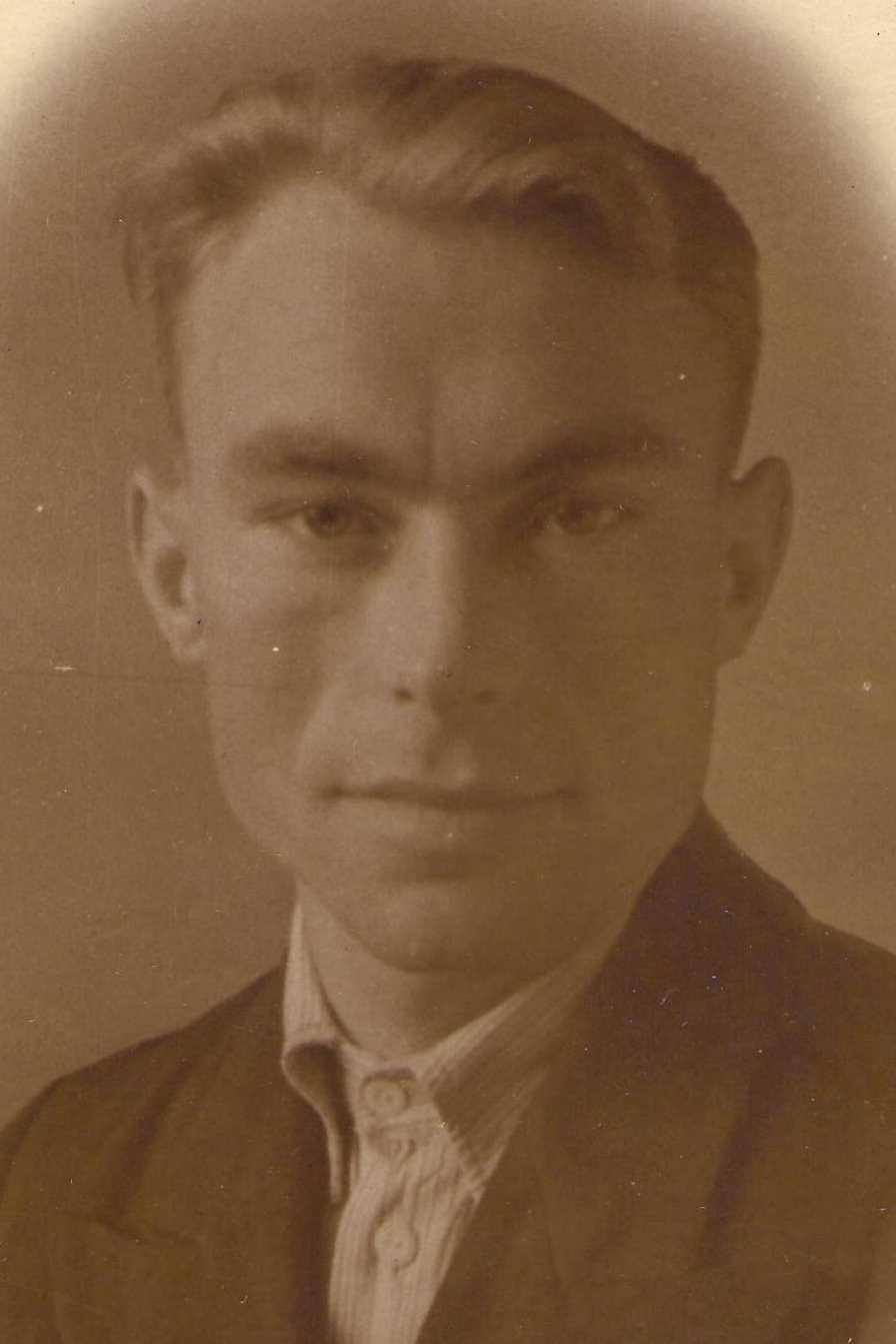 Волков Михаил Григорьевич