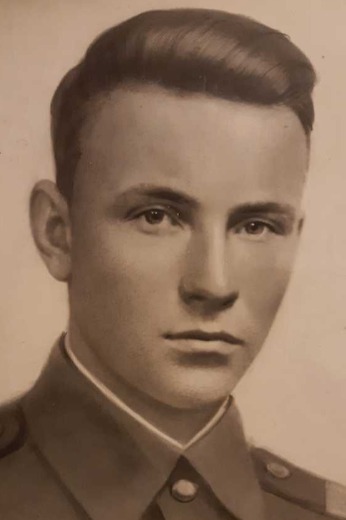 Петров Виктор Васильевич