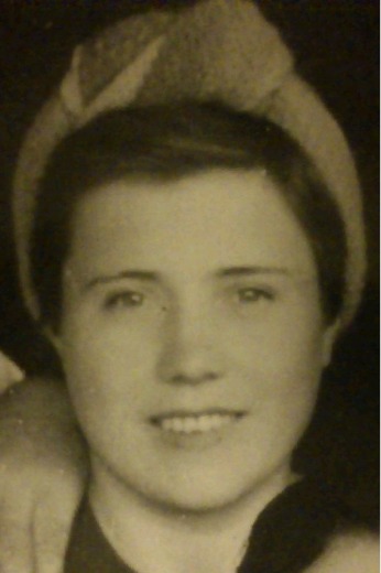 Тесакова (В Дев. Кривошея) Татьяна Григорьевна