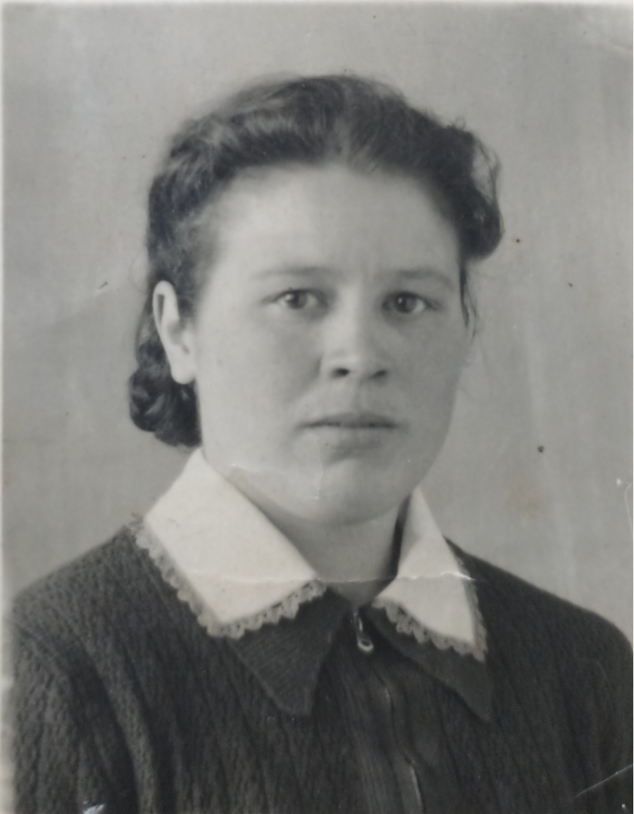 Хохлова Евгения Ивановна