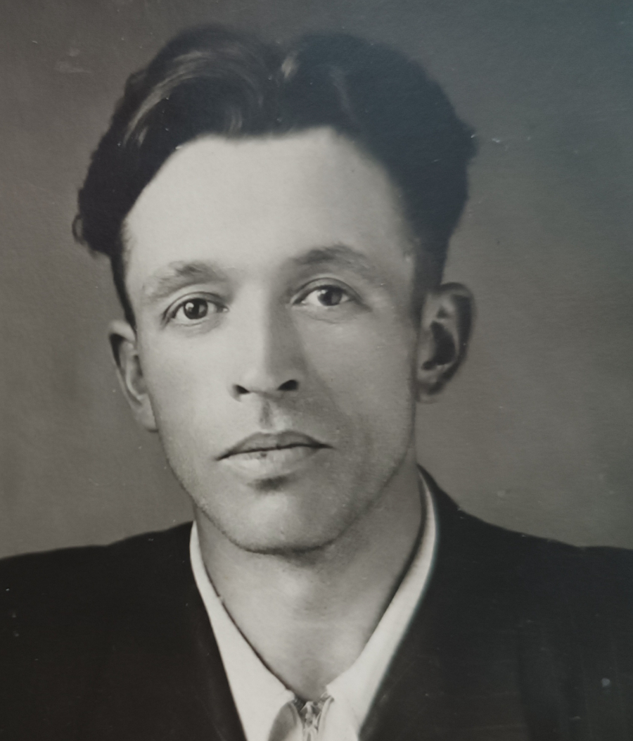 Фролов Александр Иванович