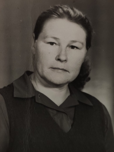 Исакова (Шедько) Зинаида Францевна