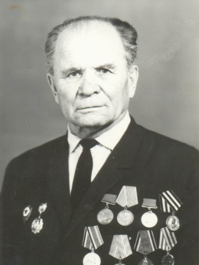 Большаков Ефим Алексеевич