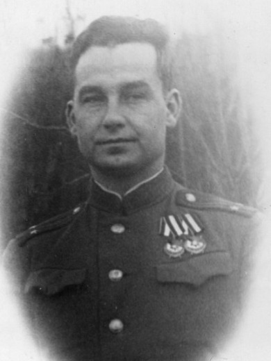 Никулин Григорий Елисеевич