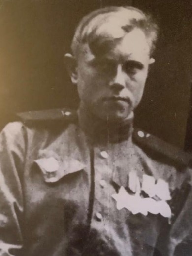 Леонов Николай Георгиевич