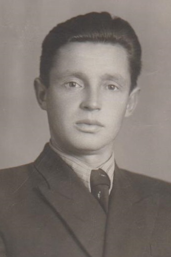 Веселов Алексей Алексеевич