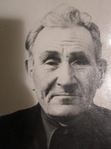 Власов Иван Дорофеевич