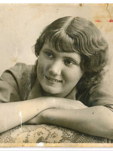 Захарова Людмила Дмитриевна