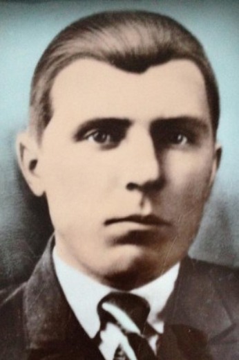 Котешов Петр Антипович (Антонович)