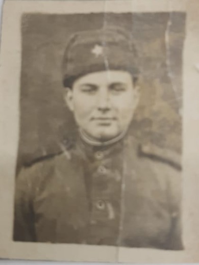 Леонов Александр Иванович