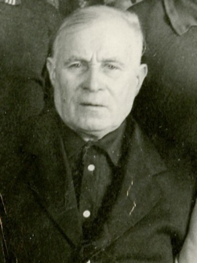 Деревщиков Андриян Алексеевич