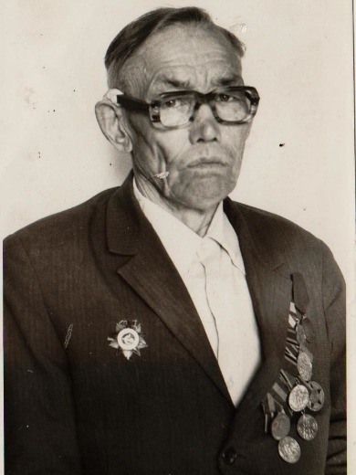 Андреев Дмитрий Андреевич