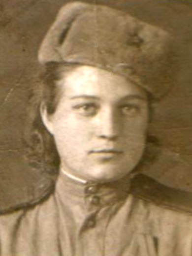 Сурменко (Собакина) Таисия Ивановна