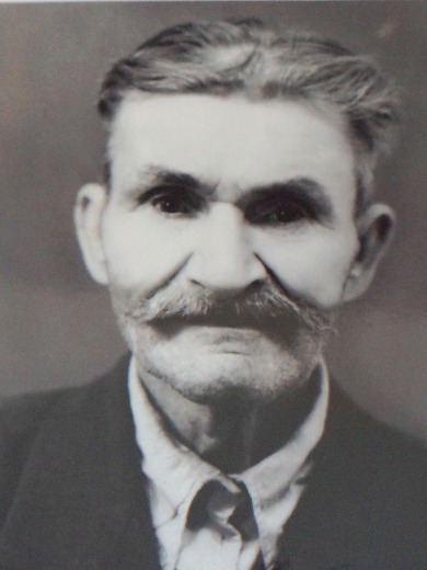 Слюсаренко Егор Кузьмич