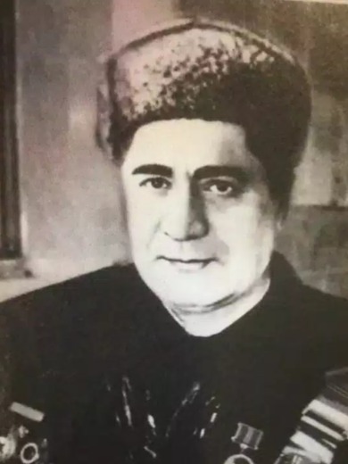 Борухов Азаре