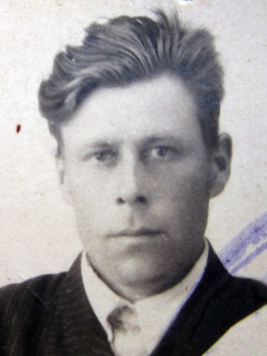 Белозеров Алексей Максимович