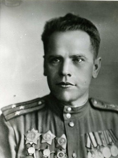 Масленников Андриан Артемьевич