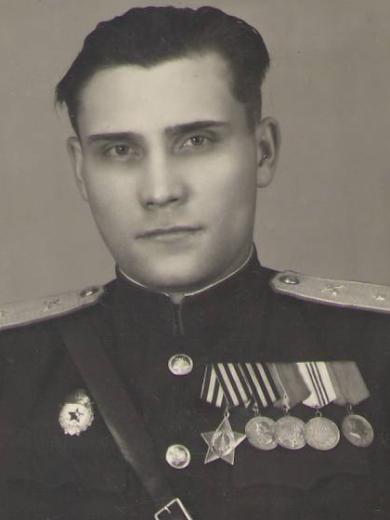 Маврин Александр Кузьмич