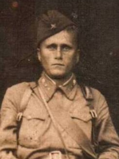 Михальцов Макар Григорьевич