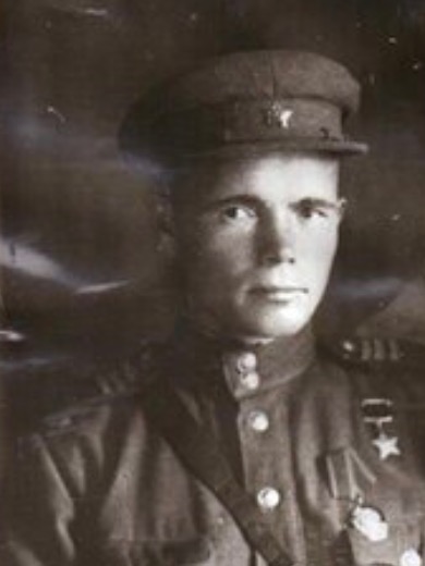 Шевелев Петр Елизарович