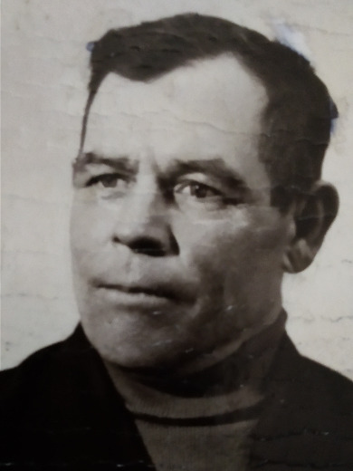 Толстов Сергей Федорович