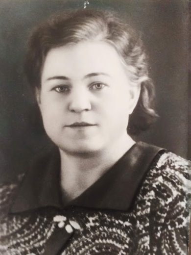 Жуковская (Володина) Антонина Васильевна