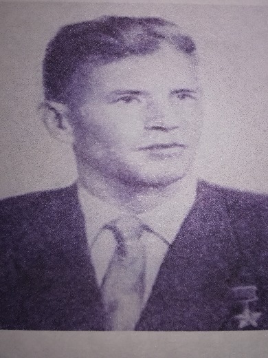 Шаповалов Николай Дмитриевич