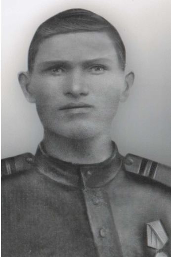 Тинаев Иван Иванович