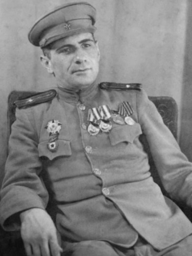 Маркосов Александр Артемович