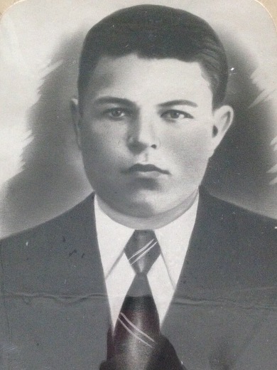 Елаев Егор Никитович