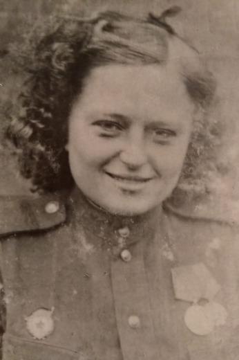 Гайшонок (Плявиньш) Евгения Ивановна