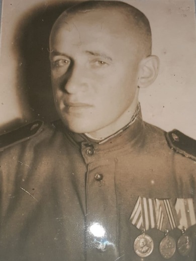 Зиновьев Григорий Трофимович