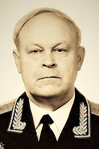 Уланов Лев Александрович