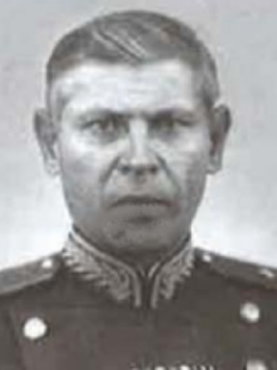 Харламов Алекснй Дмитриевич