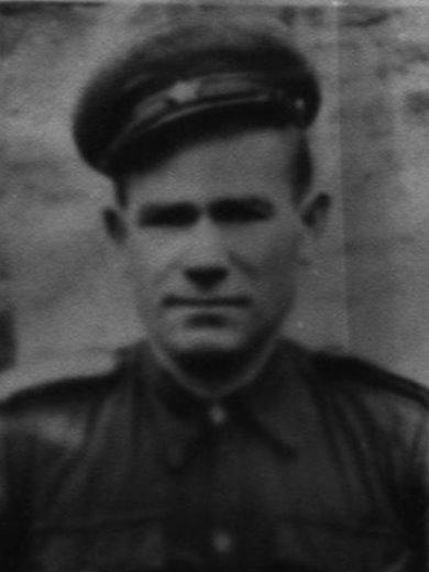 Кулаков Леонтий Евтеевич