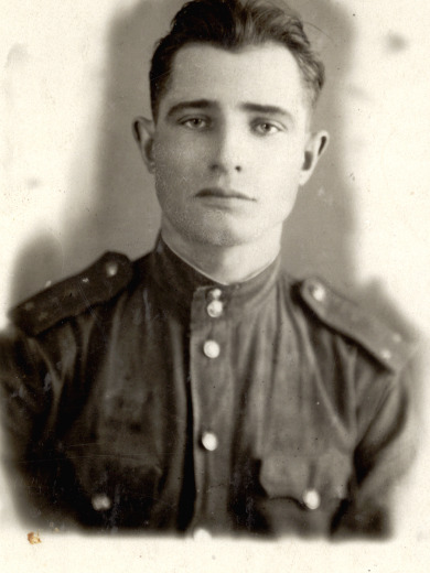 Щелоков Сергей Гаврилович 1918 Лейтенант