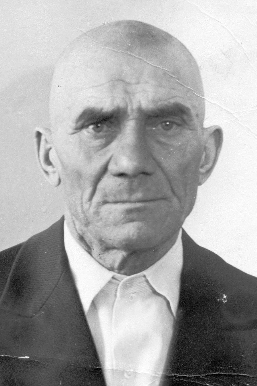 Карулев Петр Ильич