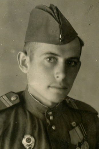 Плахотников Александр Иванович