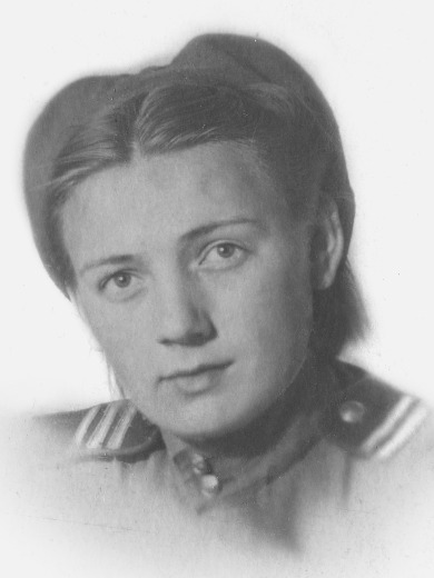 Глазова Александра Яковлевна