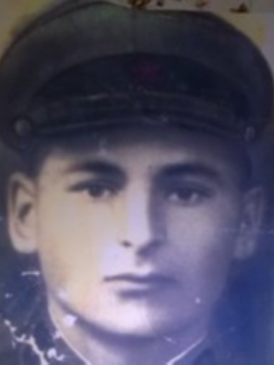 Абдулханов Увайс Абдулханович
