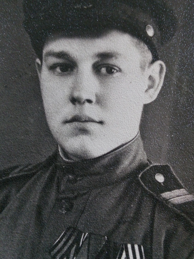 Артёмов Василий Дмитриевич