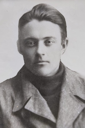 Берегаров (Бернгард) Олег Александрович