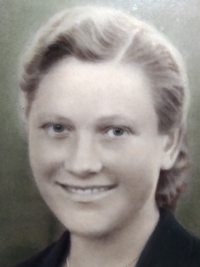 Степанова Нина Дмитриевна