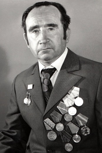 Костюхин Глеб Григорьевич