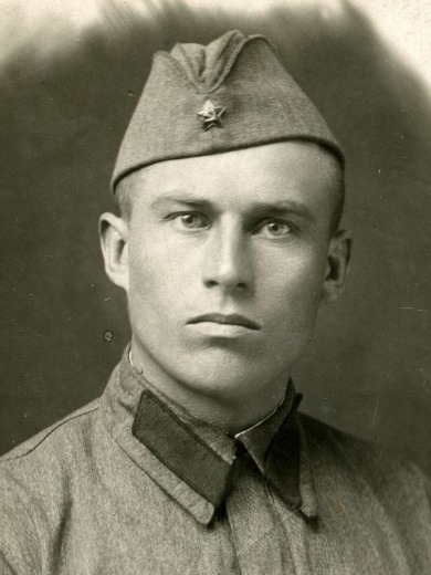 Алферов Александр Денисович