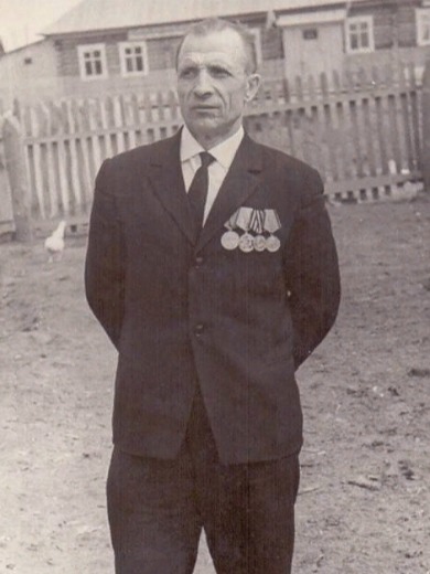 Белов Иван Лаврентьевич