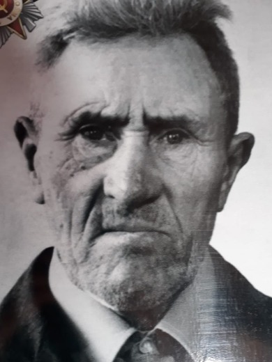 Чариков Петр Яковлевич