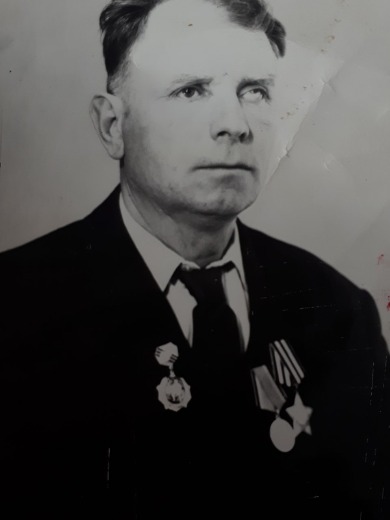 Овчинников Дмитрий Иванович