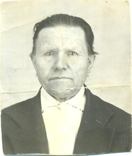 Лесников Яков Васильевич