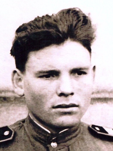 Тихонов Иннокентий Николаевич